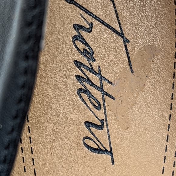 Trotters Women's Jenn Laser Loafer in Black 10N - Picture 10 of 10